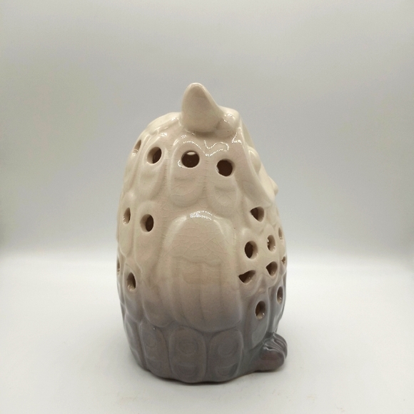 Retro Style Owl Figurine - Picture 7 of 9